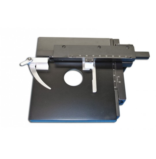 MA595R Right Handed Graduated mechanical stage